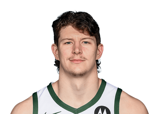 Portrait of Liam Robbins